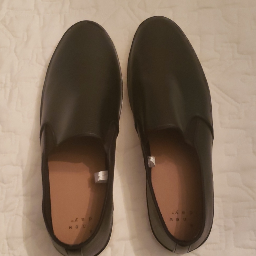 Women's A New Day slip on sneakers